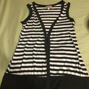 Women's K-Mode Sleeveless Black/White Striped Blouse Size L